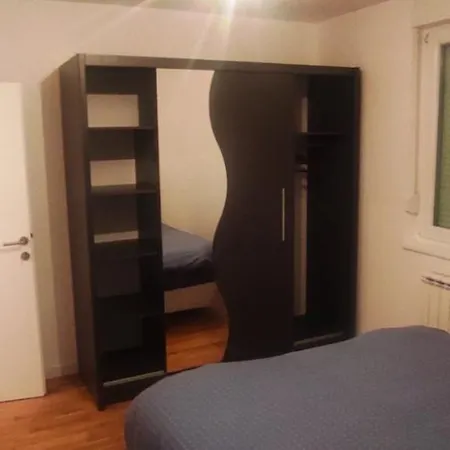 Apartman Kole Apartman *